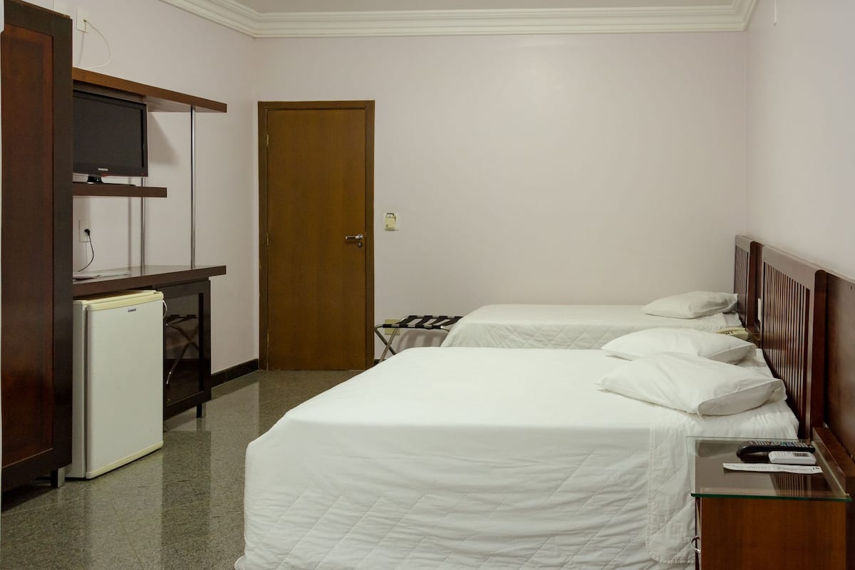 Desk, laptop workspace, free cots/infant beds, free WiFi