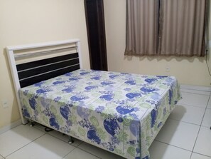 基本獨棟房屋, 多張床 | 低過敏寢具、免費無線上網、床單