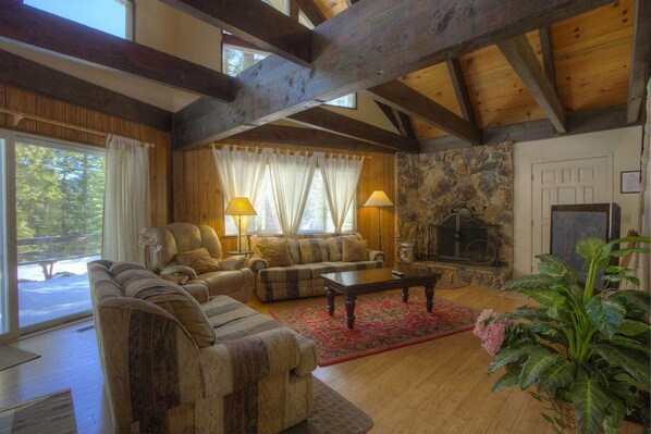Cabin, Multiple Beds, Fireplace | Living area | TV, fireplace - Brule Bear Den (South Lake Tahoe)