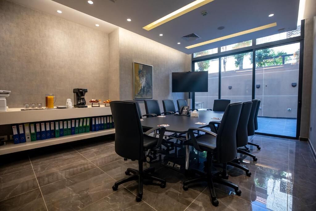 Photo - The Compass Hotel