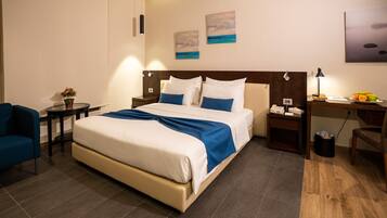 Deluxe Double Room, 1 Bedroom, Private Bathroom