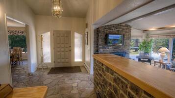 House, Multiple Beds, Hot Tub | Room amenity