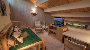 تلفزيون بحجم 40-بوصة يعرض قنوات تلفزيونية باشتراك مدفوع، مدفأة