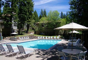 Pool - Cheyenne's Place (Kings Beach)