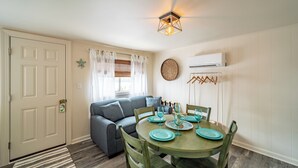 Unclassified image, 5 of 67, button - Ocean Glass Inn (Rehoboth Beach)