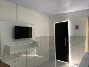 Basic Double Room, 1 Double Bed | Room amenity