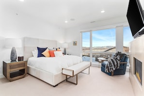 Premium bedding, pillow-top beds, individually decorated - Apex at Park City, A Vail Resorts Property (Park City)