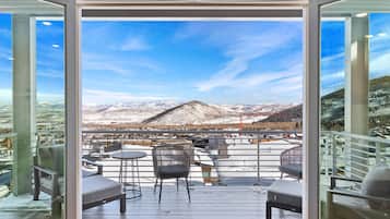 Apex Four Bedroom Townhome | Terrace/patio