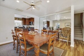 3 bedrooms, desk, free WiFi - Lands End 14 (Hilton Head Island)