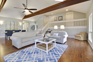 Flat-screen TV, DVD player, stereo