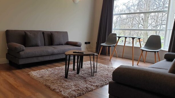 Appartement Élite, plusieurs lits, vue ville | Coin séjour