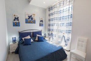 3 bedrooms, iron/ironing board, cots/infant beds, free WiFi - THE WINDOW IN FRONT (Roma)