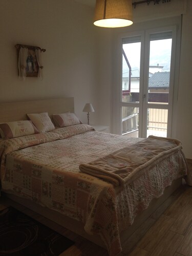 Belle et confortable appartement à proximité. Idéal pour les familles.