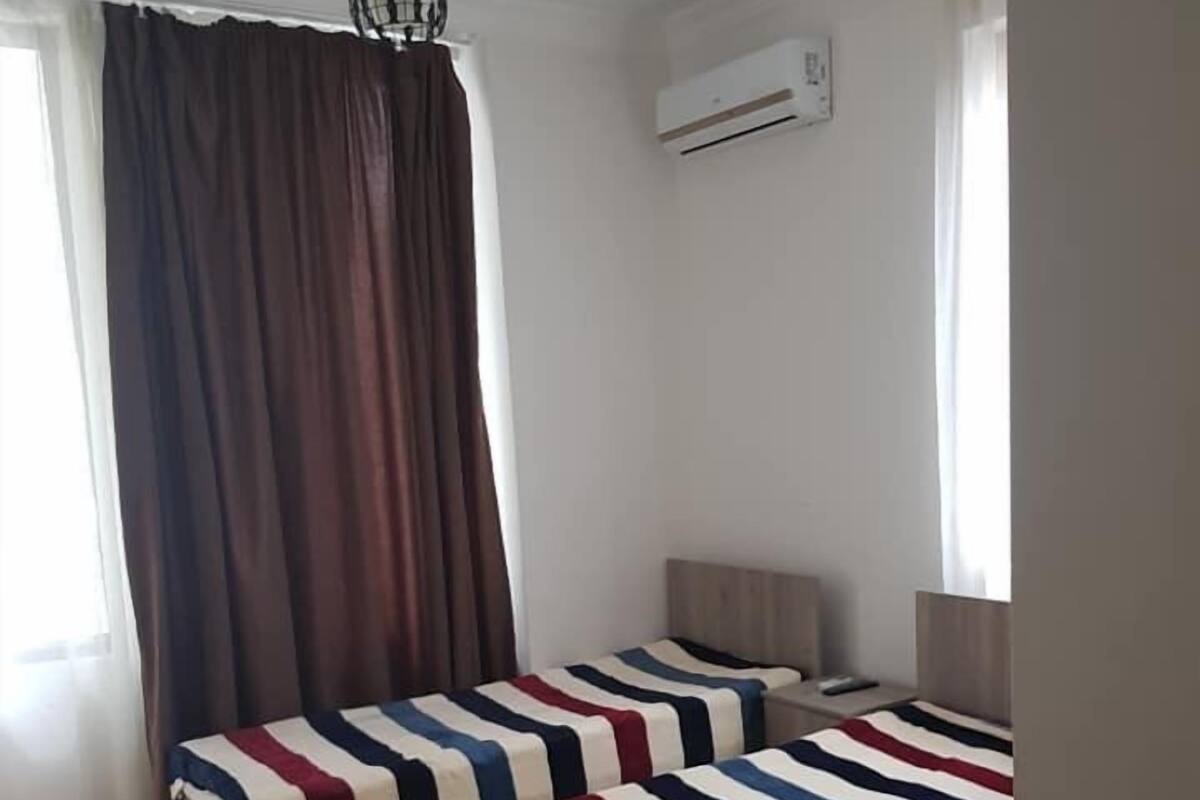 Free WiFi, bed sheets
