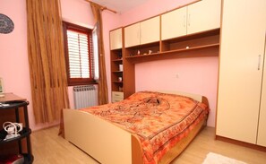 3 bedrooms, desk, free WiFi, bed sheets - Apartment in Kali with Seaview, Terrace, Air condition, WIFI (4230-3) (Kali)