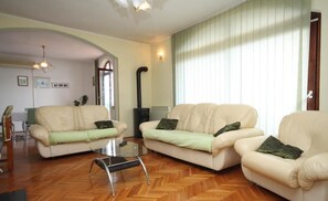 TV, fireplace - Apartment in Kali with Seaview, Terrace, Air condition, WIFI (4230-3) (Kali)