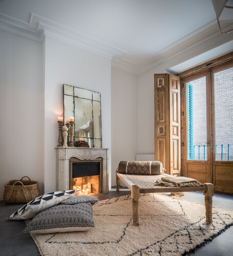 2 balconies 2 fireplaces WITH CHARM and SPECIAL