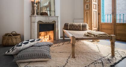 2 balconies 2 fireplaces WITH CHARM and SPECIAL