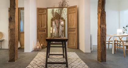 2 balcones 2 chimeneas CON ENCANTO y ESPECIAL