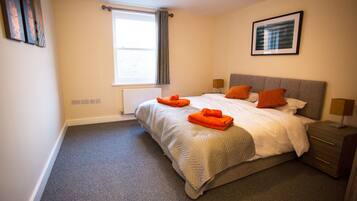 Departamento, 2 habitaciones | Cortinas blackout, tabla de planchar con plancha y wifi gratis