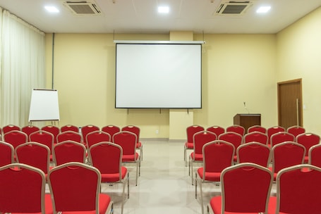 Meeting facility. Hotel Santos Dumont Aeroporto SLZ