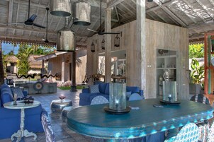 Villa, 3 Bedrooms | Bathroom | Shower, towels, soap, shampoo