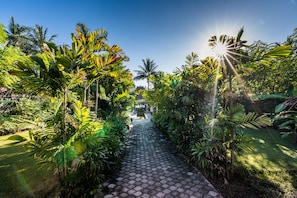 Villa, 3 Bedrooms | Minibar, in-room safe, desk, blackout drapes - Beach Villas Lombok (Tanjung)