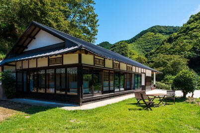 Setouchi Cominca Stays Hiroshima FROSEN