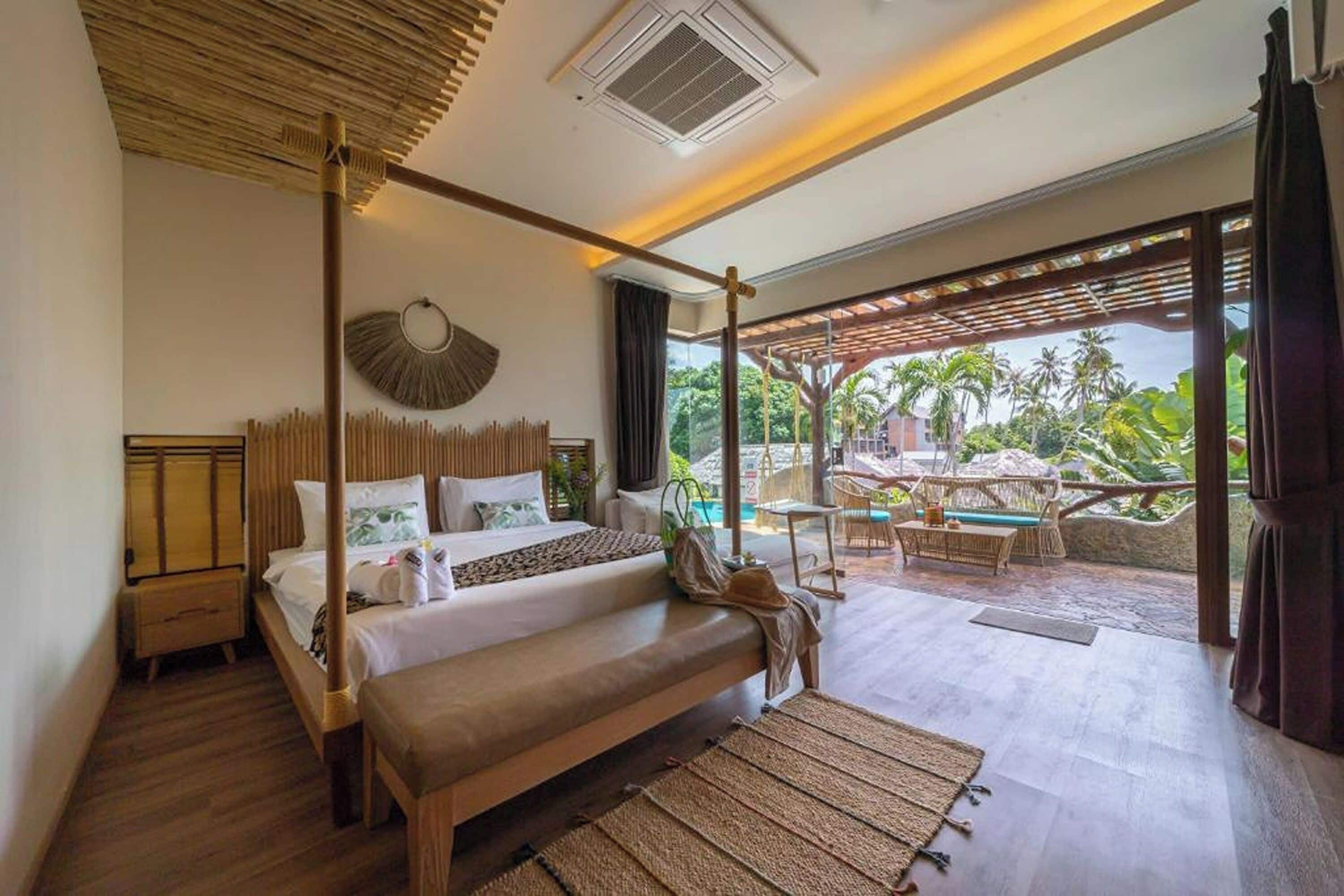 Villa, 3 chambres, piscine privée | Minibar, coffres-forts dans les chambres, bureau