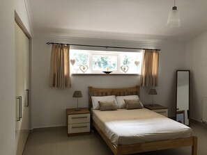 2 Schlafzimmer, Bügeleisen/Bügelbrett, WLAN, Bettwäsche