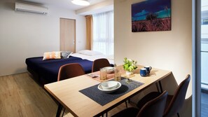 Individually decorated, individually furnished, desk, laptop workspace - Minn Umeda North (Osaka)