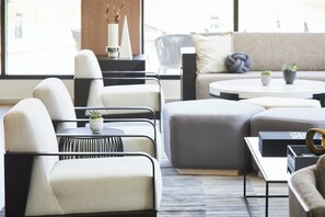 Lounge - AC Hotel by Marriott Dallas Frisco (Frisco)