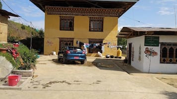 Ngoại thất