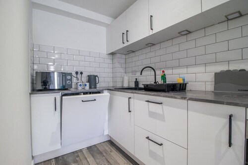 Abbey House Apt C, jossa kaksi makuuhuonetta, lähellä Paisleyn luostaria