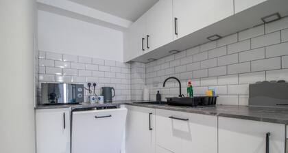 Abbey House Apartment C