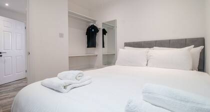 Abbey House Apartment C