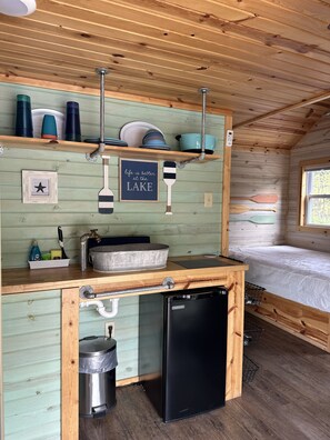 1 bedroom - No Wake Zone (Jasonville)