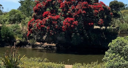 Ruakaka River and Beach Apartment