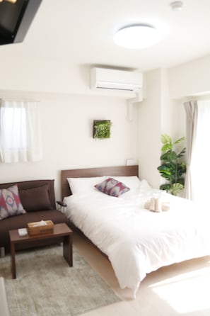 Deluxe Double Room - meet Me Umedanishi (Osaka)