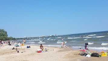 Beach nearby, beach towels