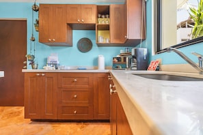 Fridge, microwave, stovetop, coffee/tea maker