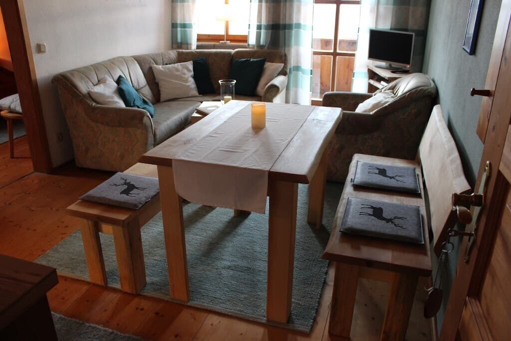 Ferienwohnung Talblick 40qm (4-Sterne)-Essecke