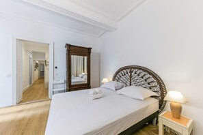 3 quartos, Wi-Fi de cortesia, roupa de cama