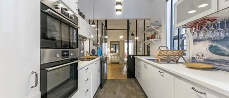 Fridge, microwave, oven, dishwasher