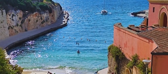 Suite Casa De Vita - (amazing view on the coast)