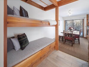 1 quarto, ferros/tábuas de passar roupa, Wi-Fi de cortesia