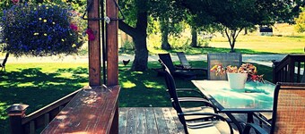 2 Miles from Yellowstone's Dutton Ranch!
