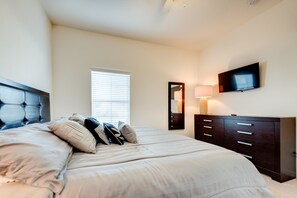 Townhome, 4 Bedrooms