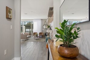 Townhome, 4 Bedrooms | Interior