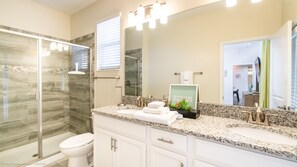 House, 5 Bedrooms | Bathroom - Champions Gate 1557 (Davenport)
